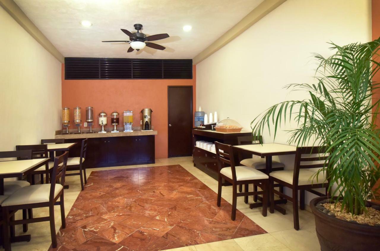 Hotel Bonampak แคนคูน ภายนอก รูปภาพ